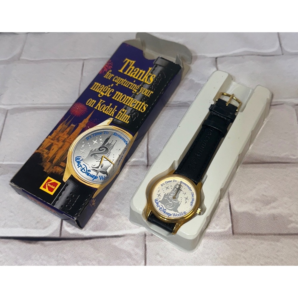 Vintage 1997 Walt Disney World‎ 25th Anniversary Kodak Watch Gold Tone in Box